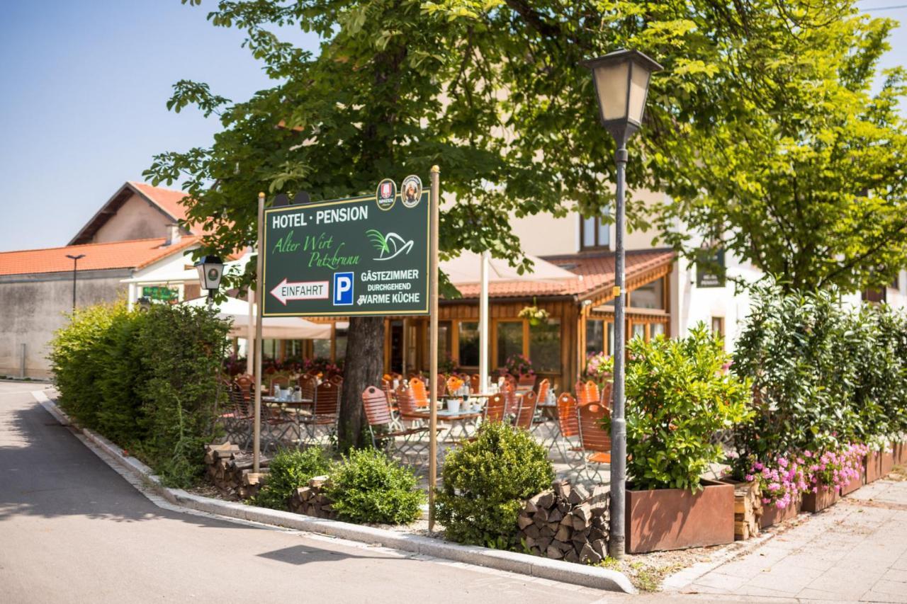 Alter Wirt Putzbrunn Hotel Ngoại thất bức ảnh